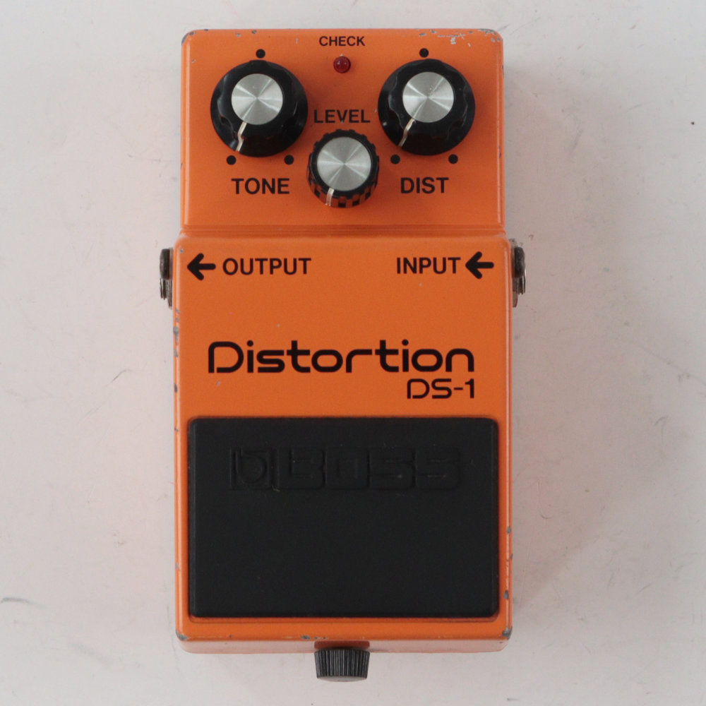 【中古】 ディストーション エフェクター BOSS DS-1 Distortion Made in Japan ギターエフェクター 正面