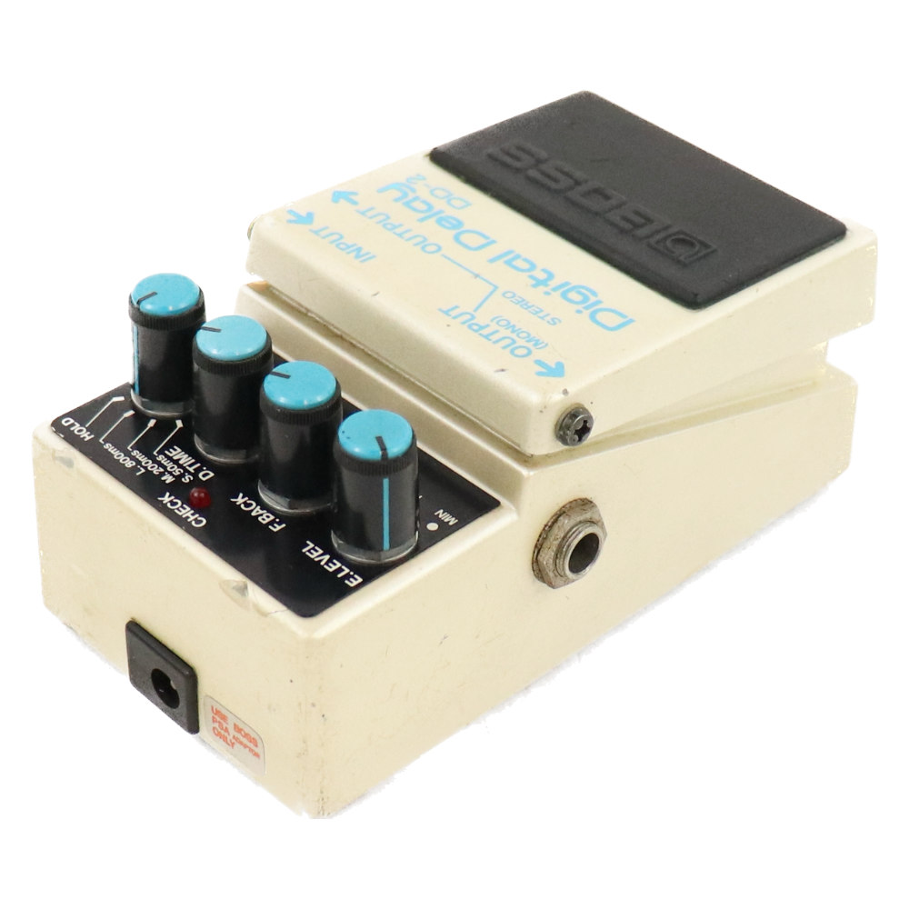 【中古】 デジタルディレイ エフェクター BOSS DD-2 Digital Delay Made in JAPAN ギターエフェクター 本体画像 斜め 1