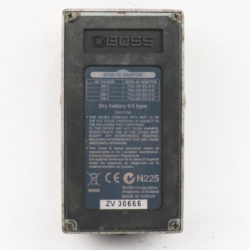 【中古】メタルコア エフェクター BOSS ML-2 Metal Core ハイゲイン ディストーション エフェクター 裏面