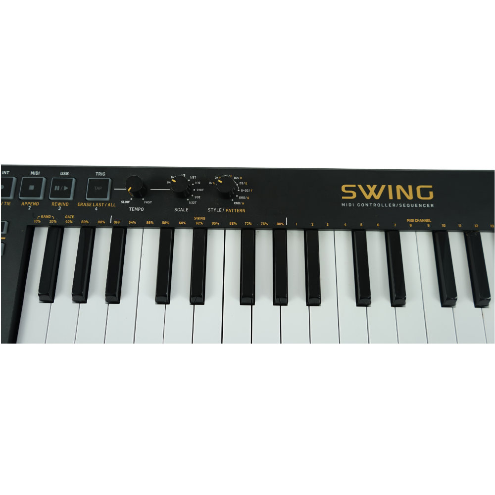 【中古】 BEHRINGER SWING 32鍵盤USB MIDIキーボードコントローラー 鍵盤アップ