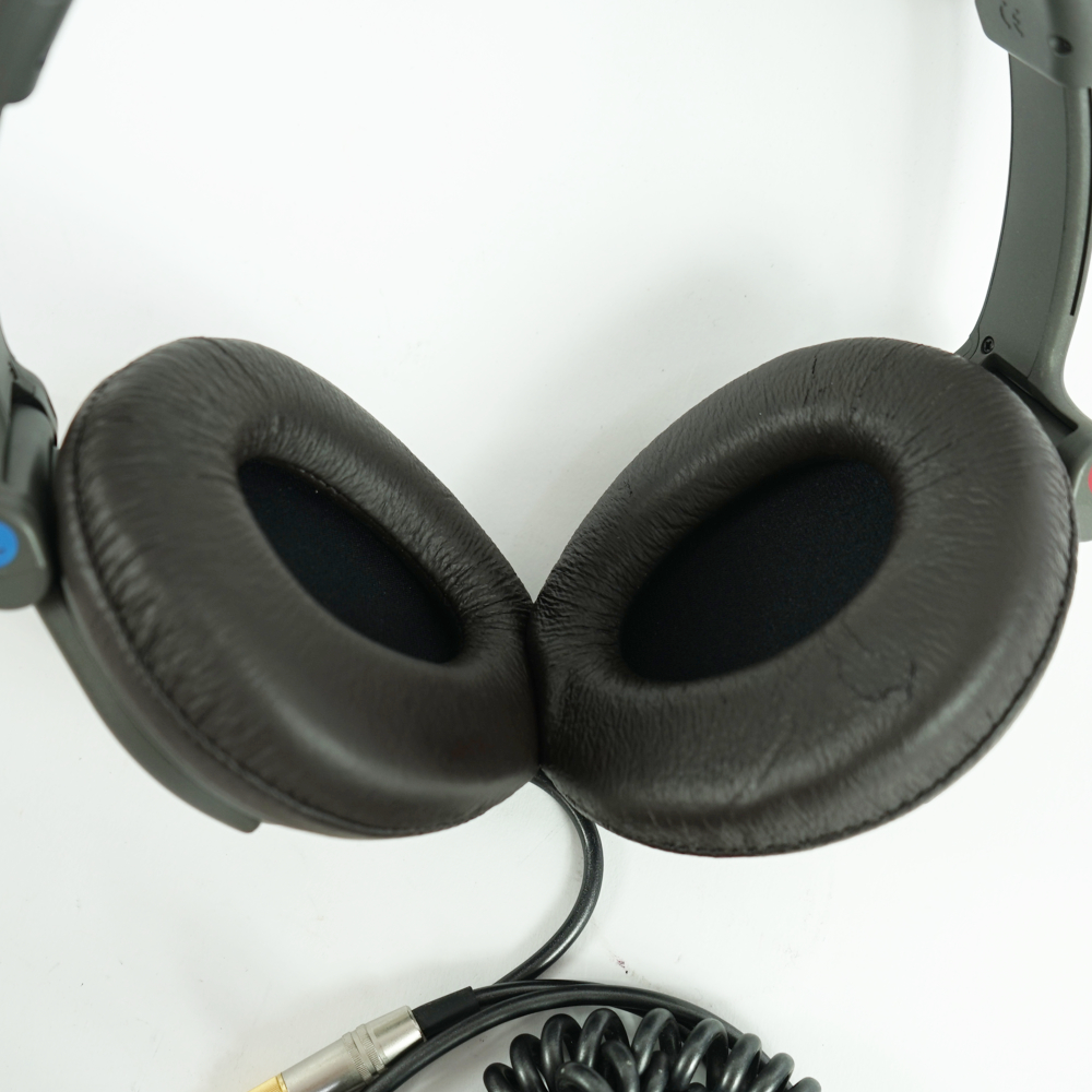 【中古】 ヘッドホン ソニー SONY MDR-Z900 モニターヘッドホン 密閉型 イヤーパッド画像