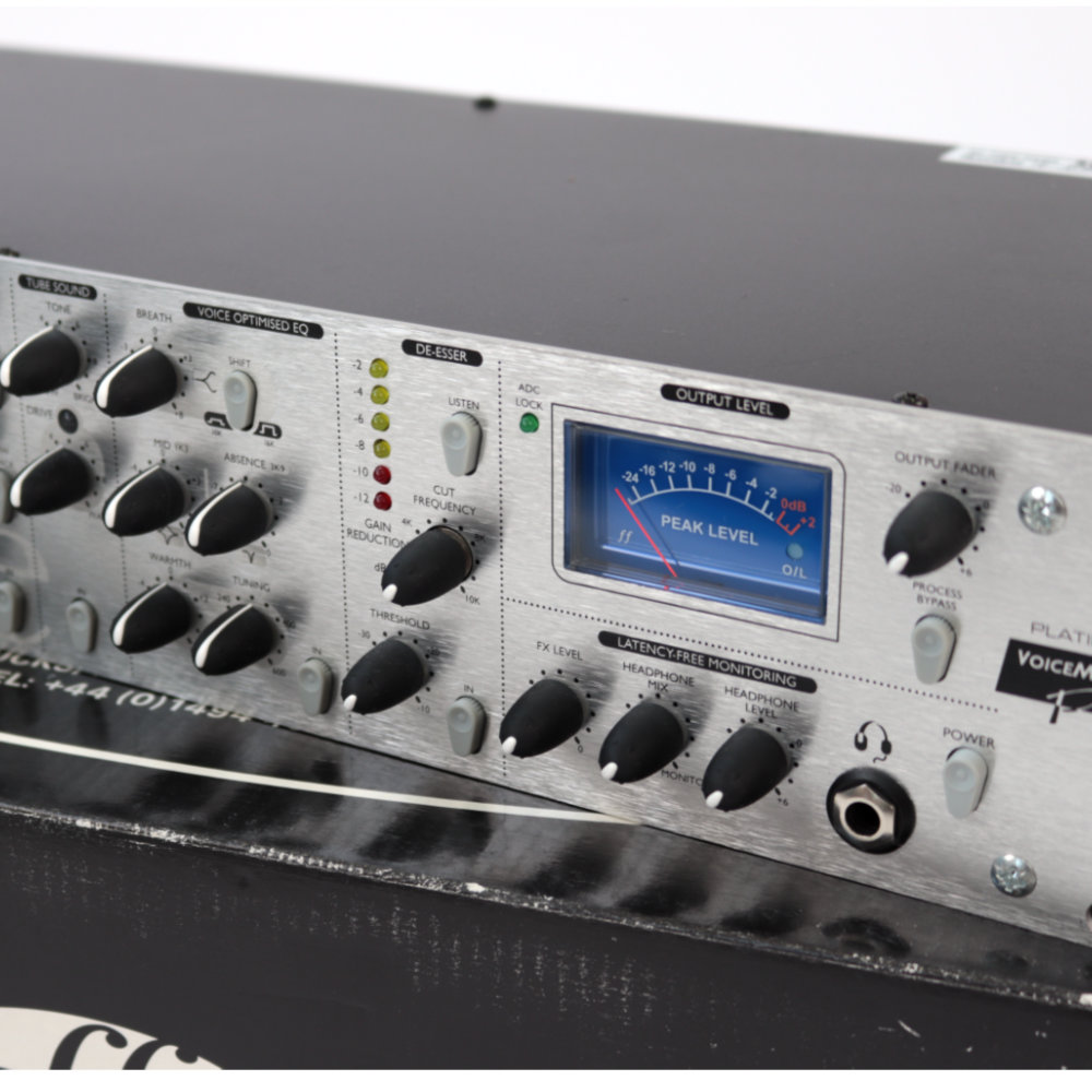 【中古】 マイク用プリアンプ フォーカスライト Focusrite VoiceMASTER Pro VUメーター