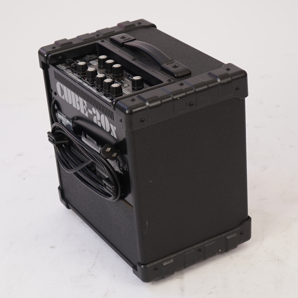 【中古】 ギターアンプ Roland CUBE 20X 側面画像