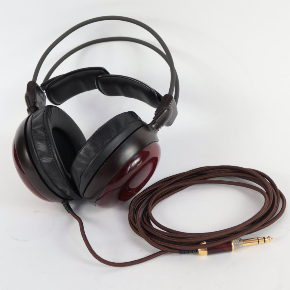 【中古】 ヘッドホン audio-technica ATH-W10VTG 飛騨高山産ミズメ桜無垢材使用  オーディオテクニカ