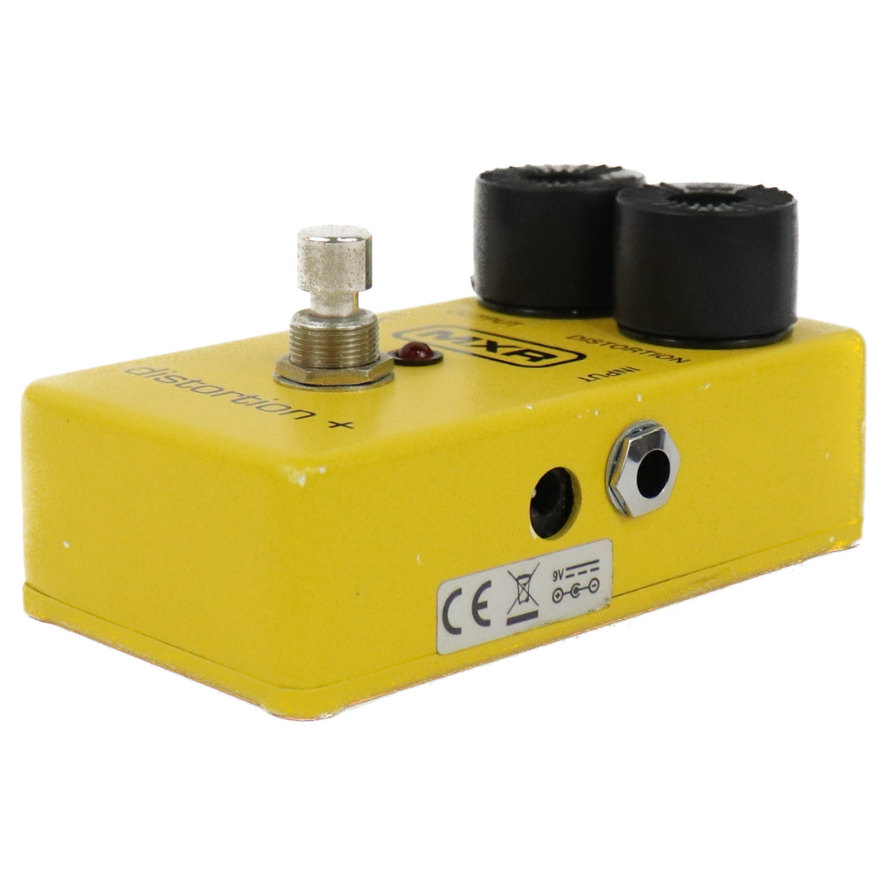 【中古】 ディストーション エフェクター MXR M-104 DISTORTION+ ギターエフェクター 本体画像 斜め 1