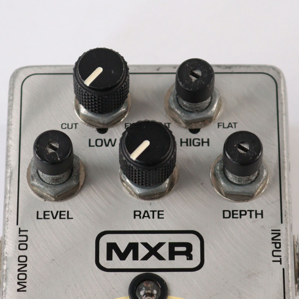 【中古】 コーラス エフェクター MXR ZW38 Black Label Chorus ザックワイルド ギターエフェクター コントロール部