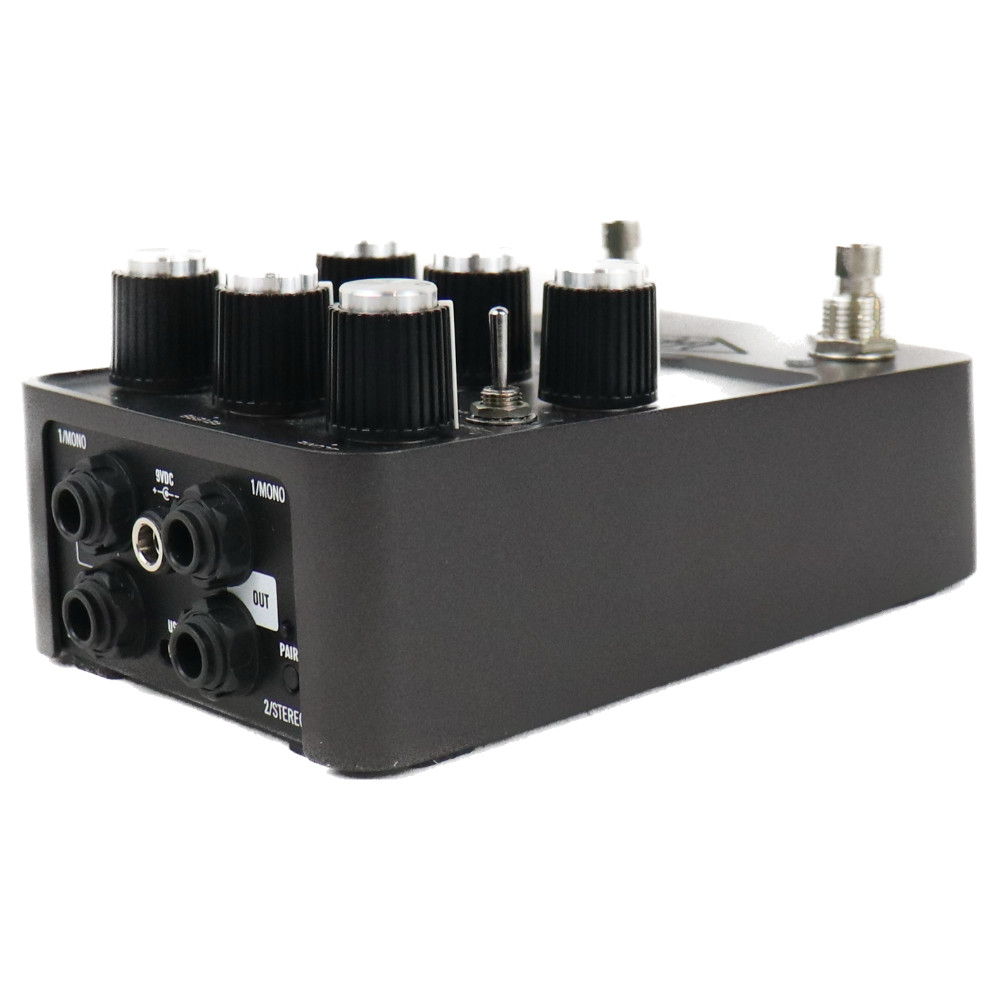 【中古】 Universal Audio UAFX Dream 65 Reverb Amplifier オーバードライブ アンプシミュレーター ギターエフェクター 本体画像 斜め 1