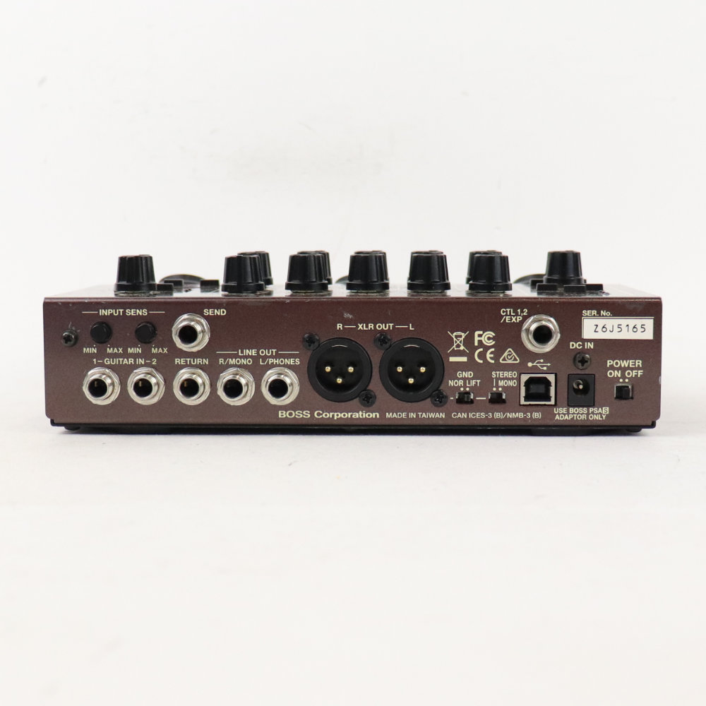 【中古】 アコースティックギタープリアンプ BOSS AD-10 Acoustic Preamp アコギ用プリアンプ 背面