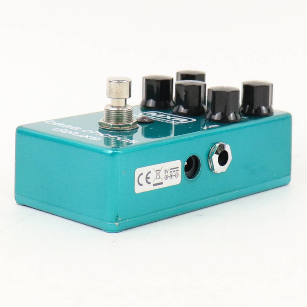 【中古】 ベース用コーラスエフェクター MXR M83 bass chorus deluxe 右サイド