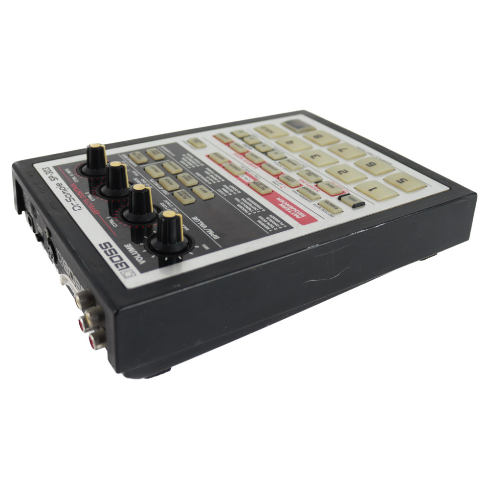 【中古】 サンプラー BOSS SP-303 Dr. Sample ボス 本体画像 斜め 2