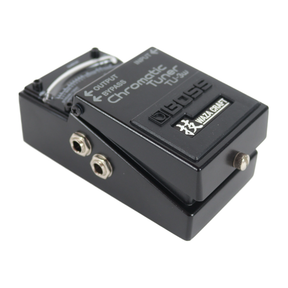 【中古】 BOSS TU-3W(J) Chromatic Tuner WAZA CRAFTシリーズ ギターチューナー 本体画像 斜め 2