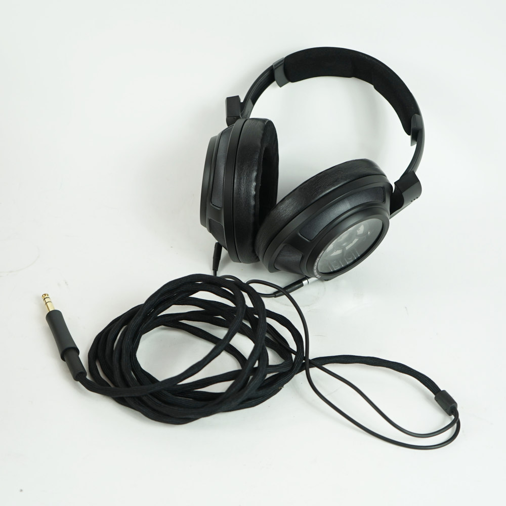 【中古】 ヘッドホン SENNHEISER  HD820 ゼンハイザー ダイナミック密閉型 ヘッドホン HD 820 4.4 mmケーブル欠品