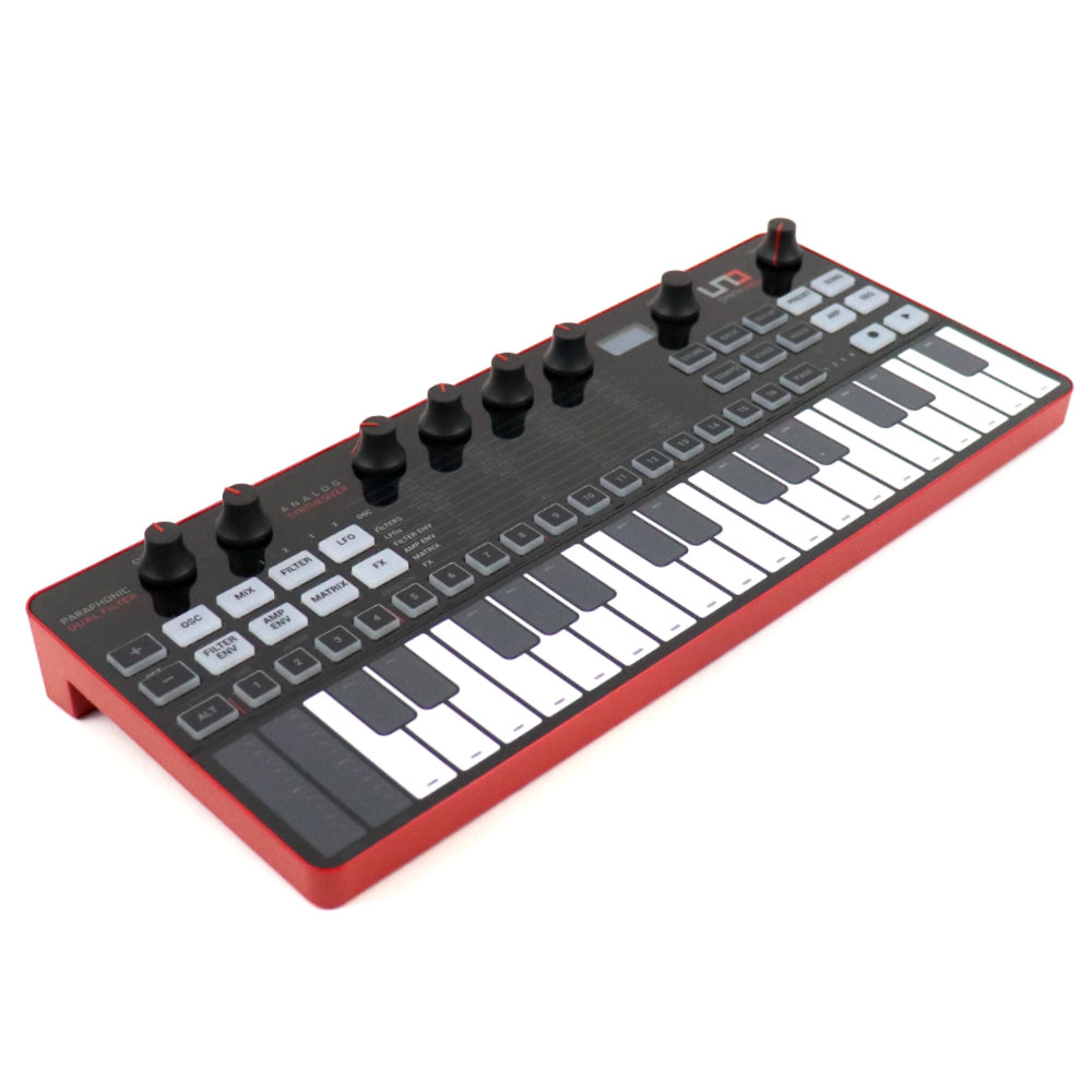 【中古】 IK Multimedia UNO Synth Pro Desktop 32マルチタッチ静電容量式キーボード搭載 左サイド