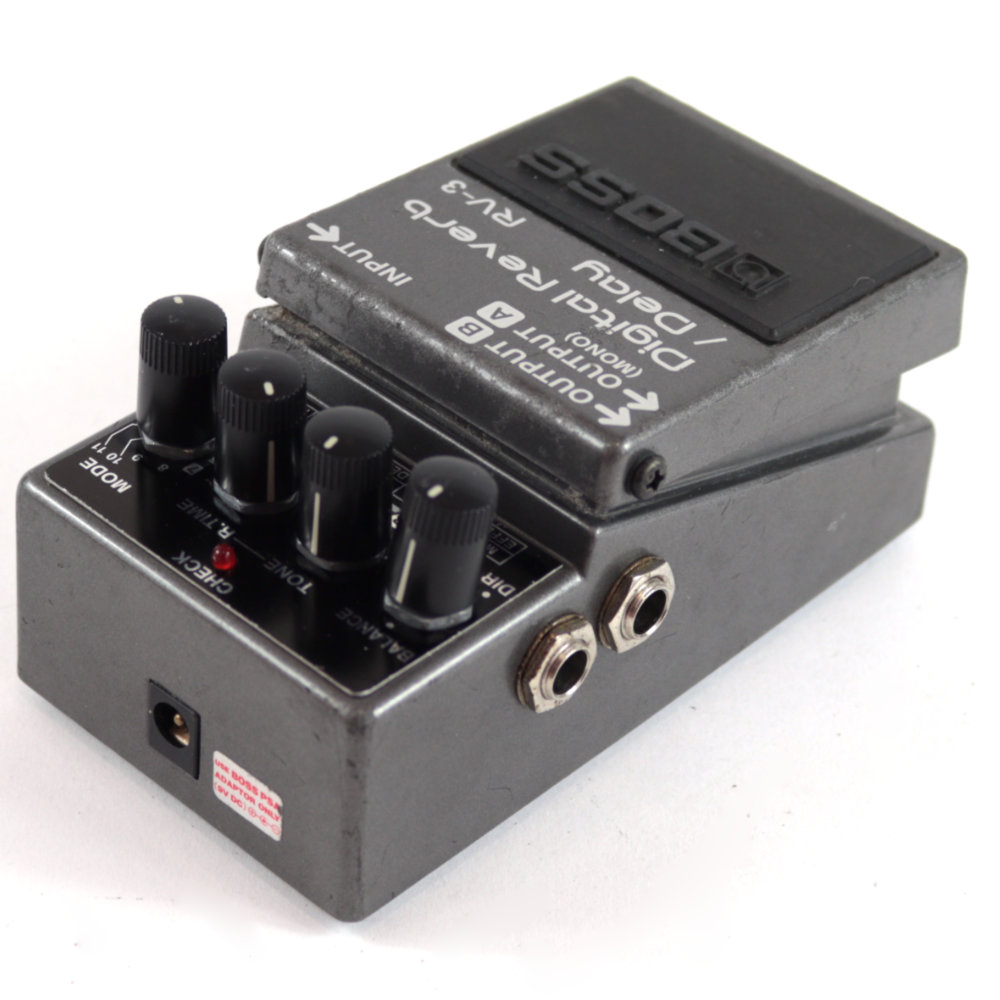 【中古】 デジタルリバーブ ディレイ エフェクター BOSS RV-3 Digital Reverb Delay ボス ギターエフェクター 左サイド