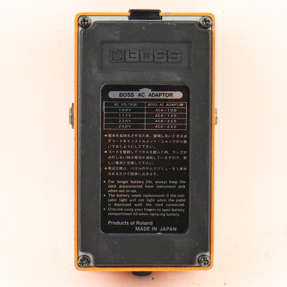 【中古】 ディストーション エフェクター BOSS DS-1 Distortion Made in Japan ギターエフェクター 底面