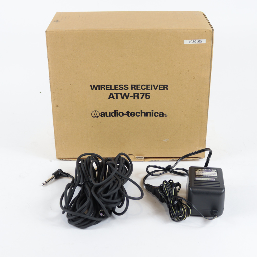 【中古】 ワイアレスマイク audio-technica ATW-T62 2本 レシーバー ATW-R75 付属品画像