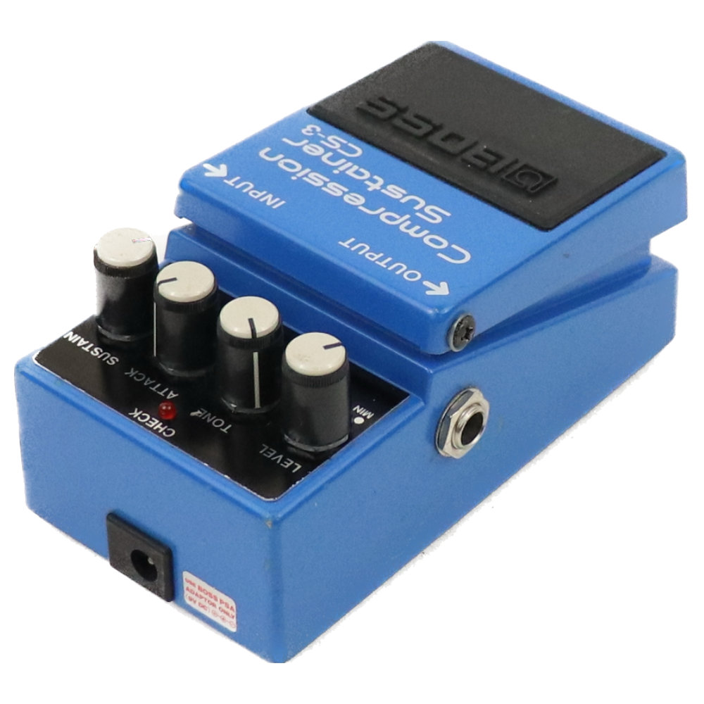 【中古】コンプレッサー エフェクター BOSS CS-3 Compression Sustainer ギターエフェクター 本体画像 斜め 